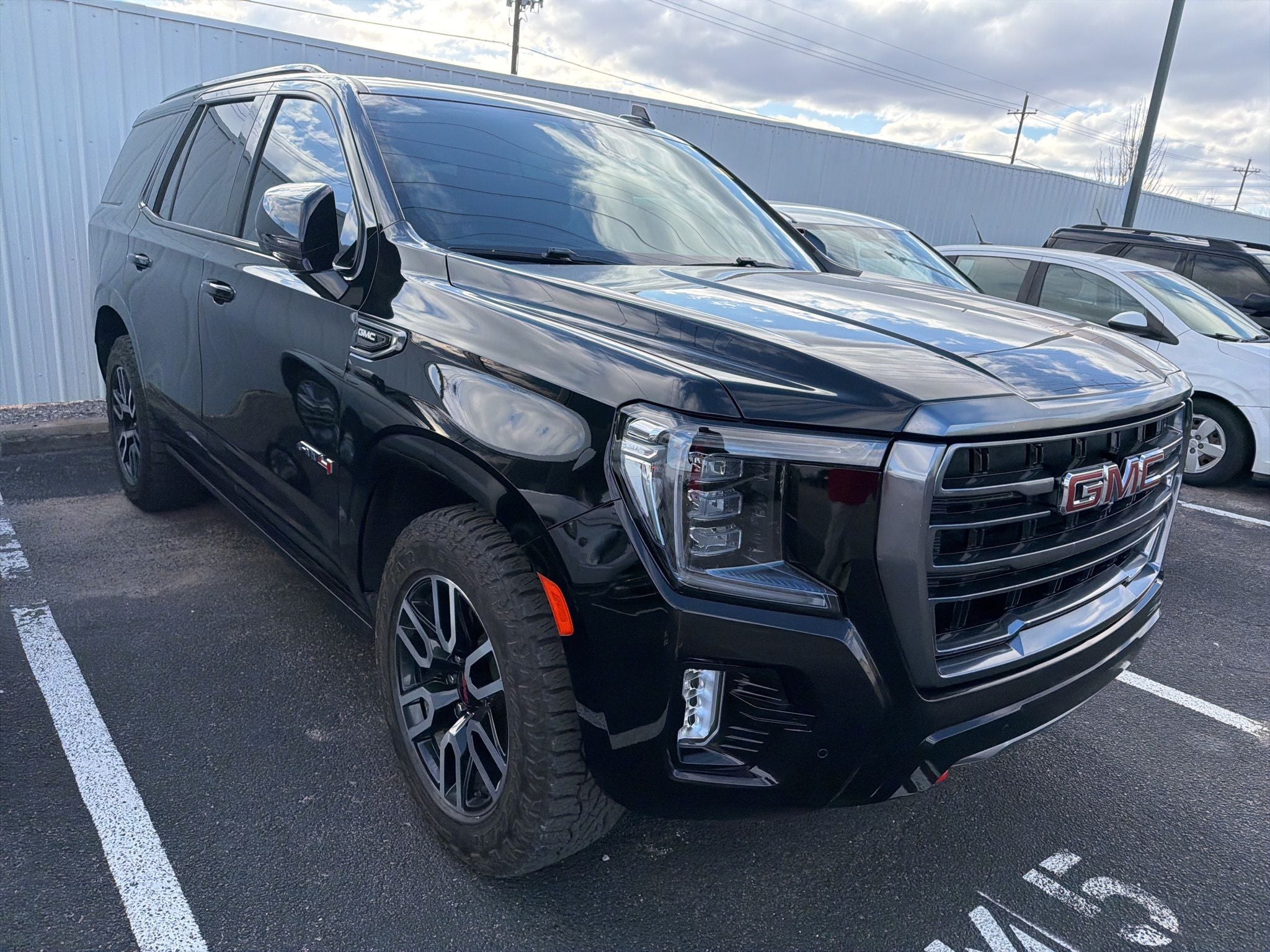 2023 GMC Yukon AT4