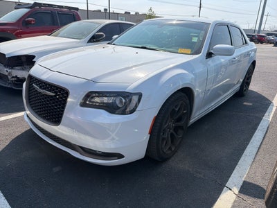 2018 Chrysler 300 S