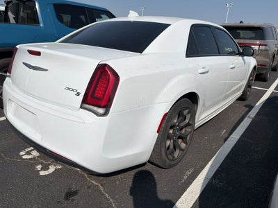 2018 Chrysler 300 S