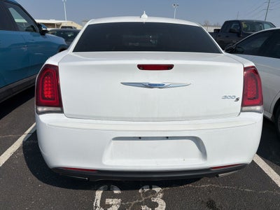 2018 Chrysler 300 S