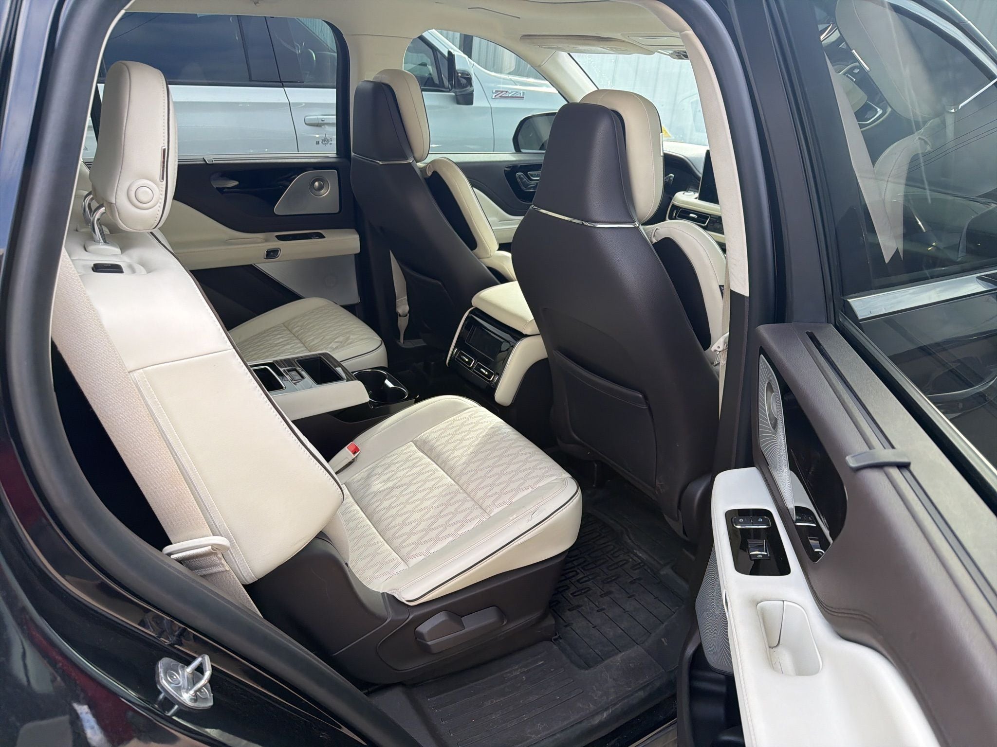 2020 Lincoln Aviator Black Label