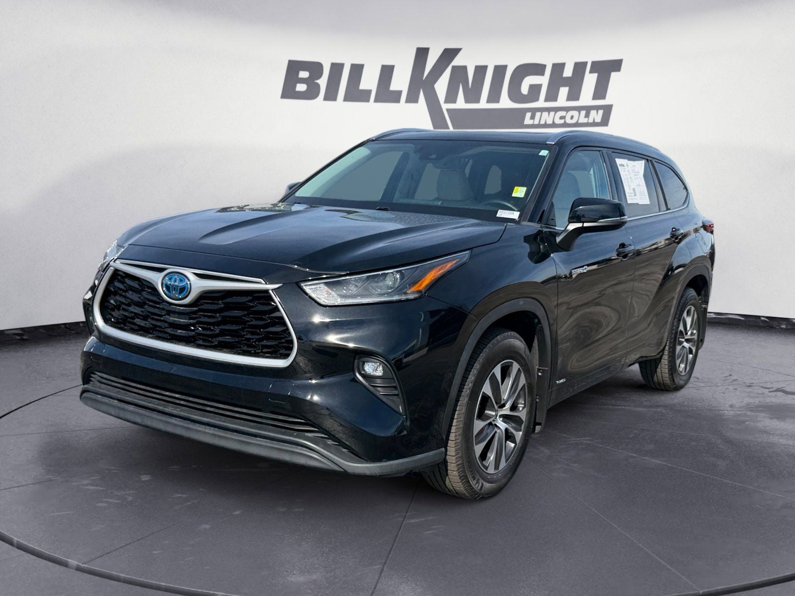 2021 Toyota Highlander Hybrid XLE