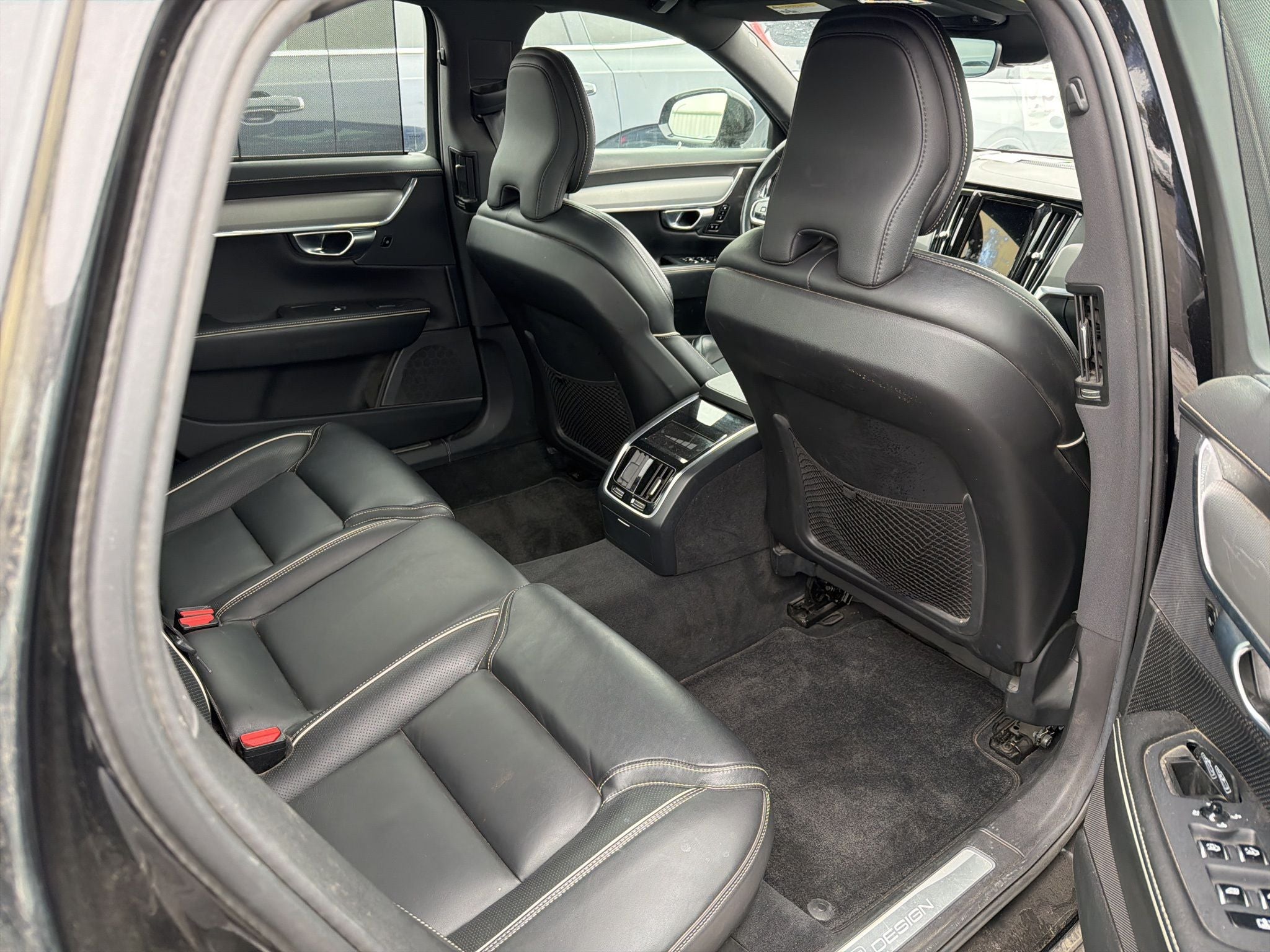 2020 Volvo S90 T6 R-Design