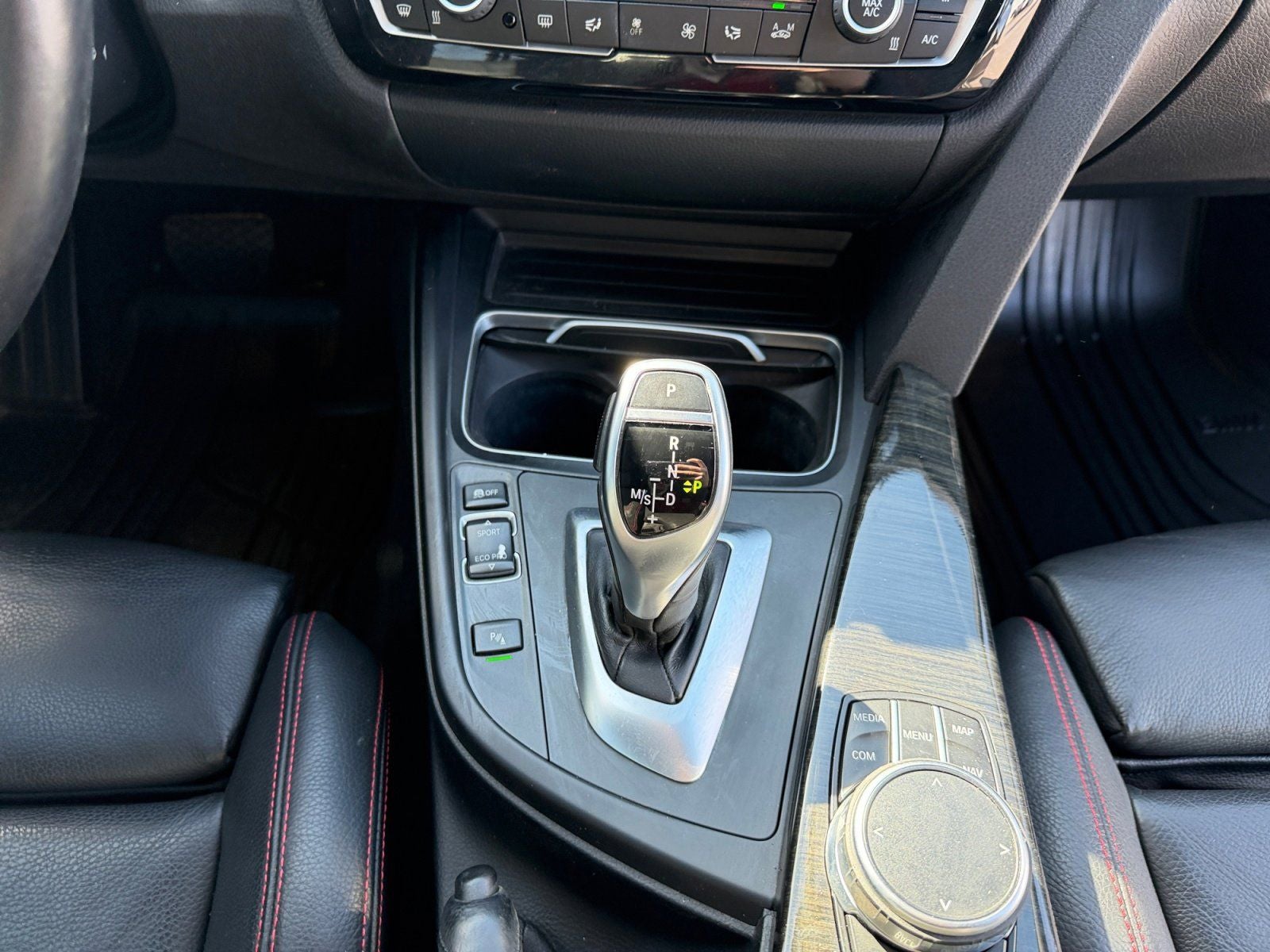 2018 BMW 3 Series 330i xDrive