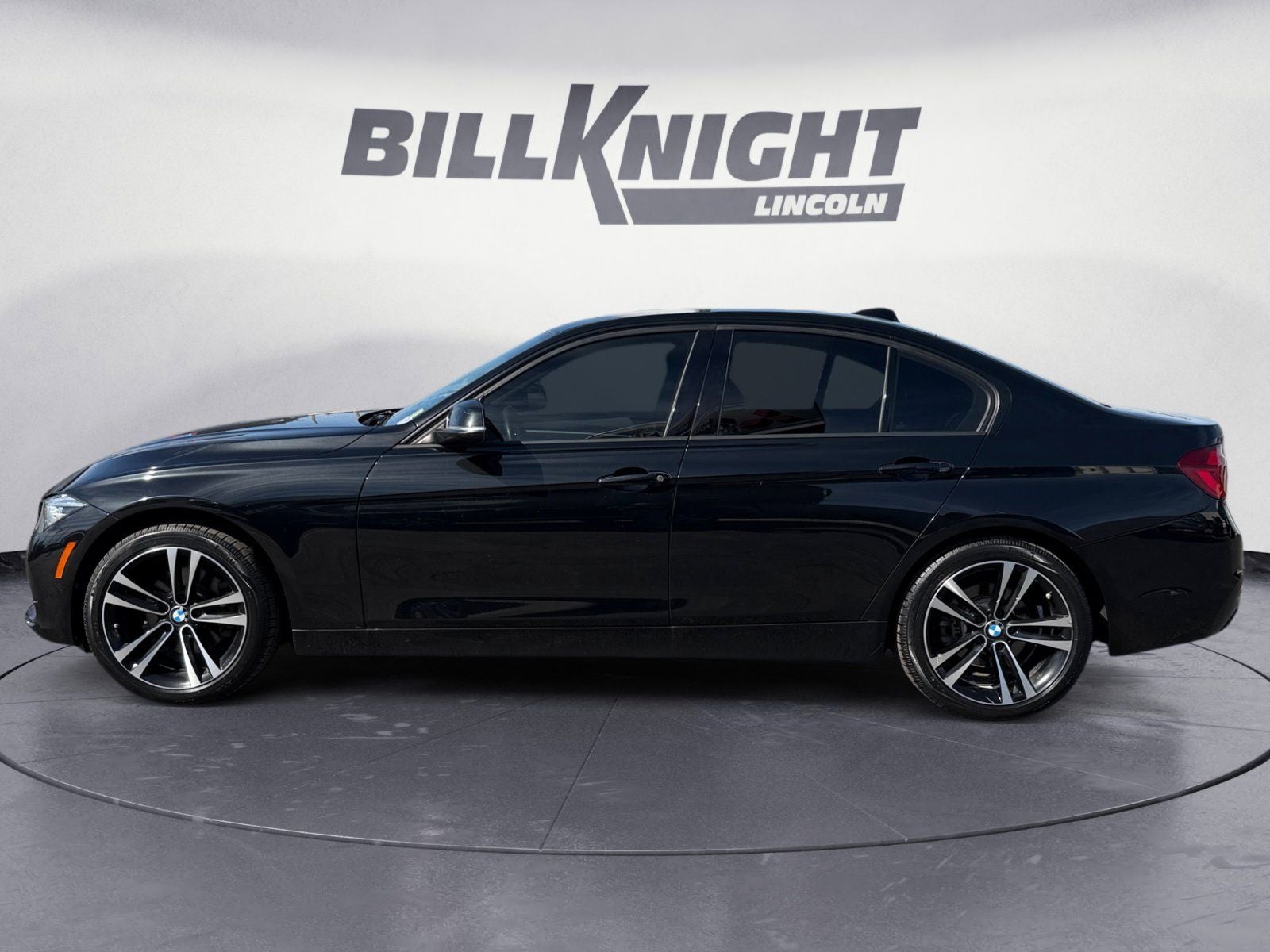 2018 BMW 3 Series 330i xDrive