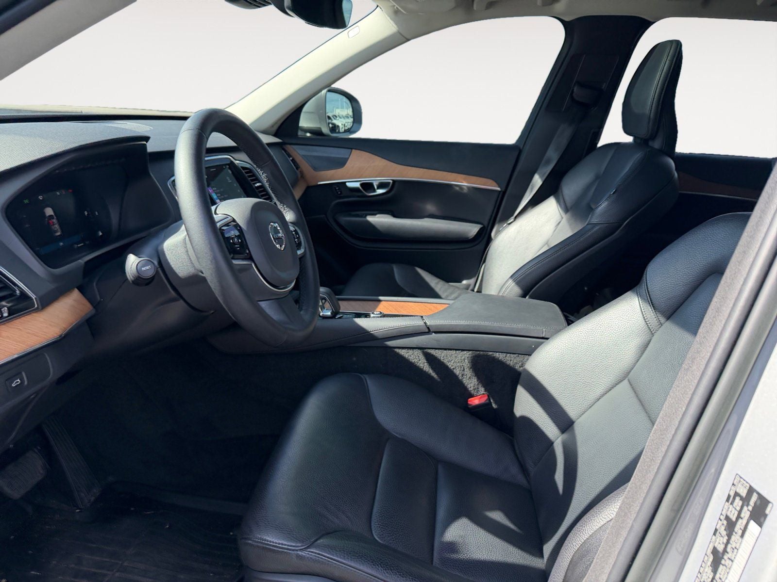 2023 Volvo XC90 B6 Plus 6-Seater