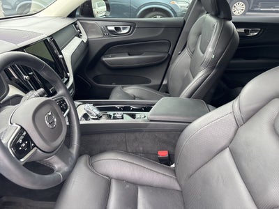 2025 Volvo XC60 Plug-In Hybrid T8 Ultra