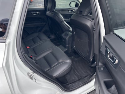 2025 Volvo XC60 Plug-In Hybrid T8 Ultra