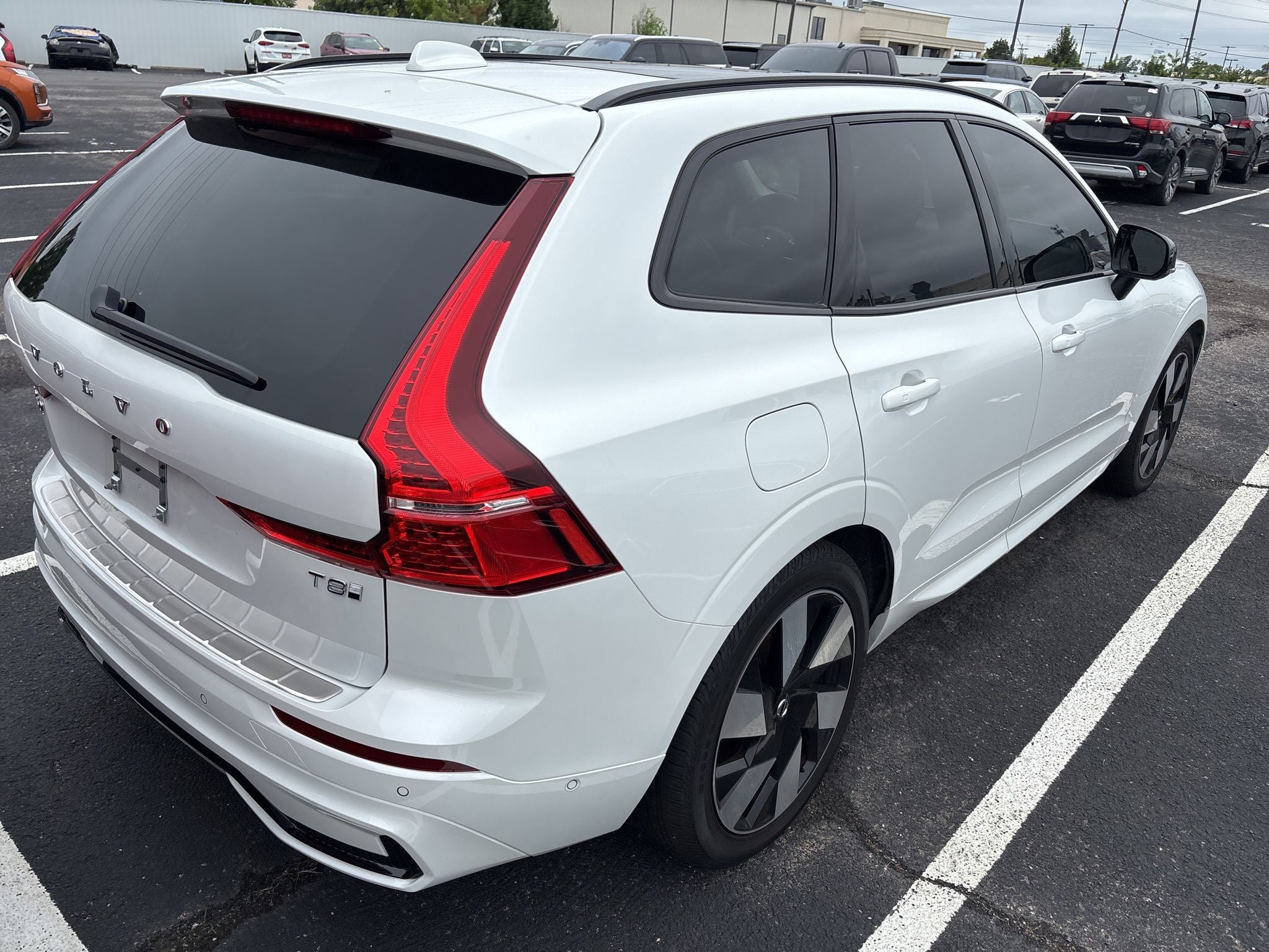 2025 Volvo XC60 Plug-In Hybrid T8 Ultra