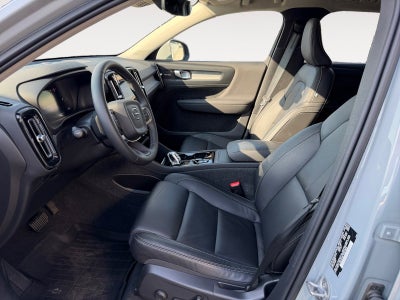 2024 Volvo XC40 Ultimate