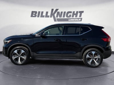 2023 Volvo XC40 B5 Plus Bright Theme