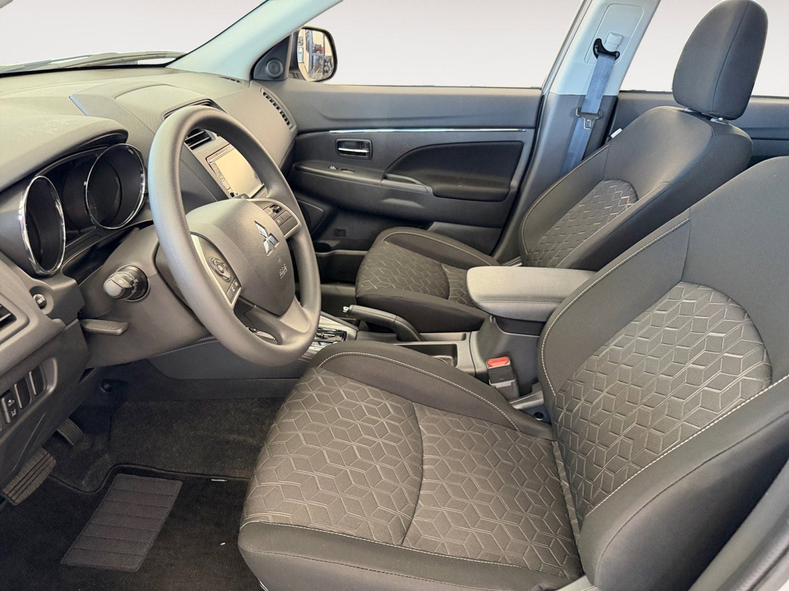 2025 Mitsubishi Outlander Sport 2.0 ES