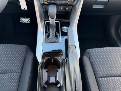 2026 Mitsubishi Eclipse Cross ES