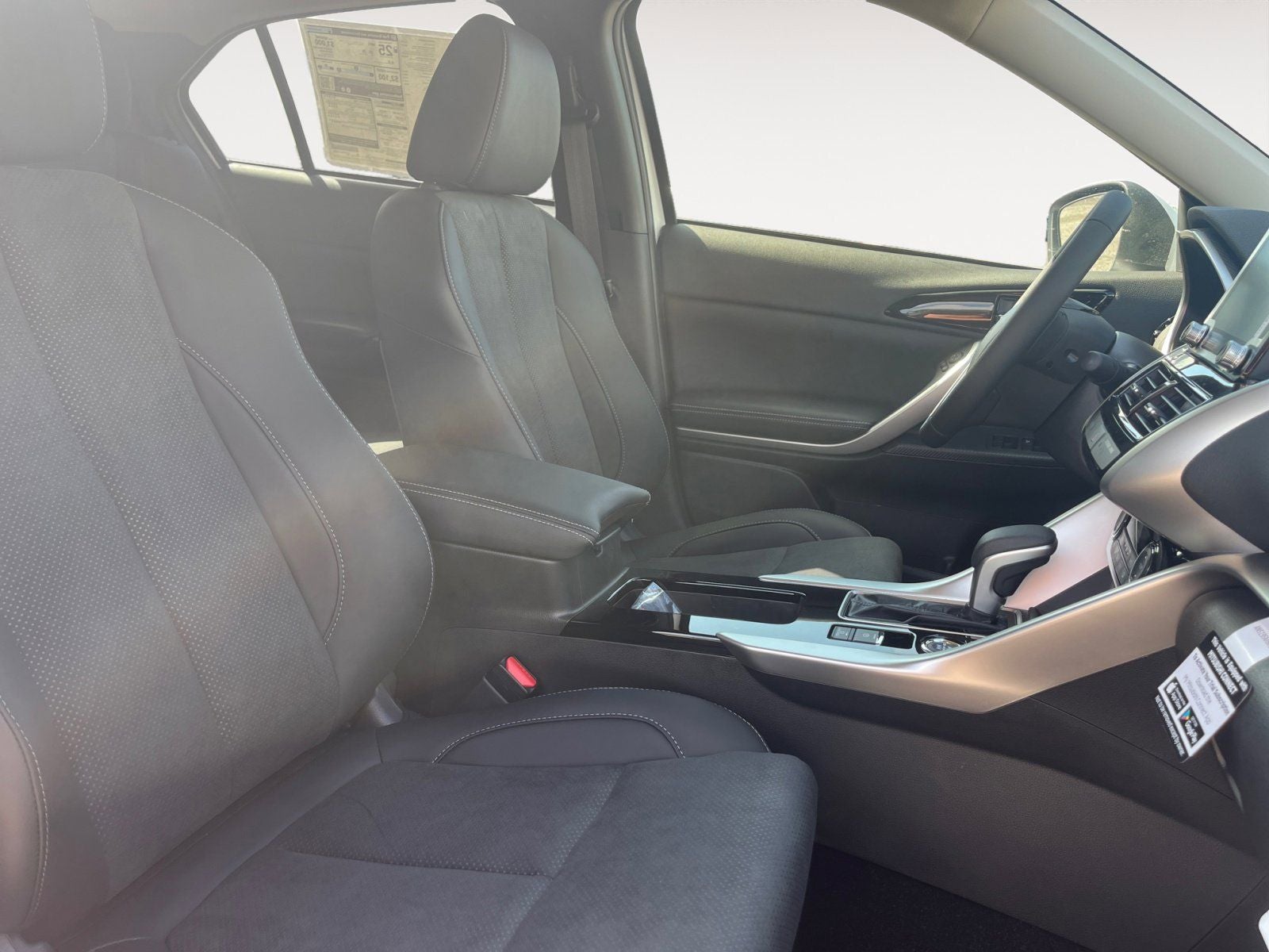 2025 Mitsubishi Eclipse Cross SE