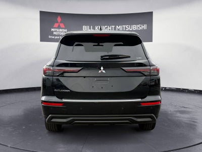 2025 Mitsubishi Outlander ES