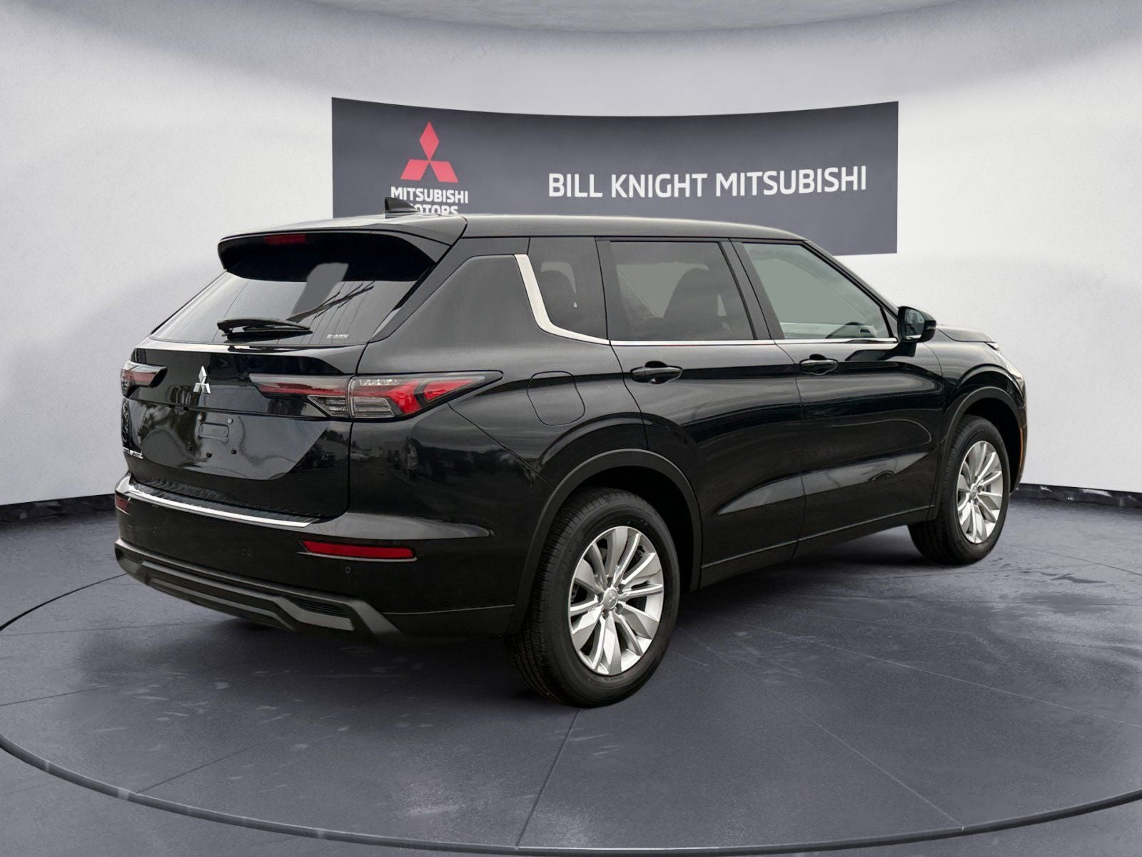 2025 Mitsubishi Outlander ES