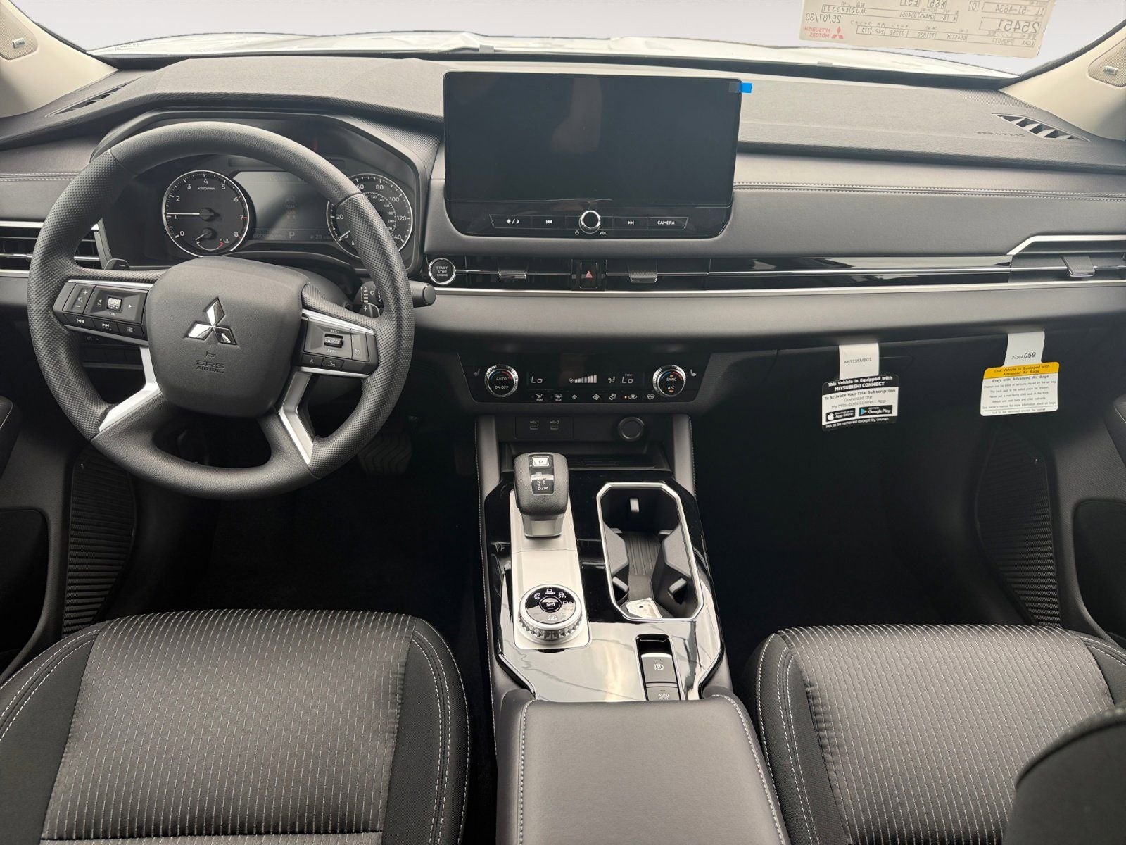 2025 Mitsubishi Outlander ES