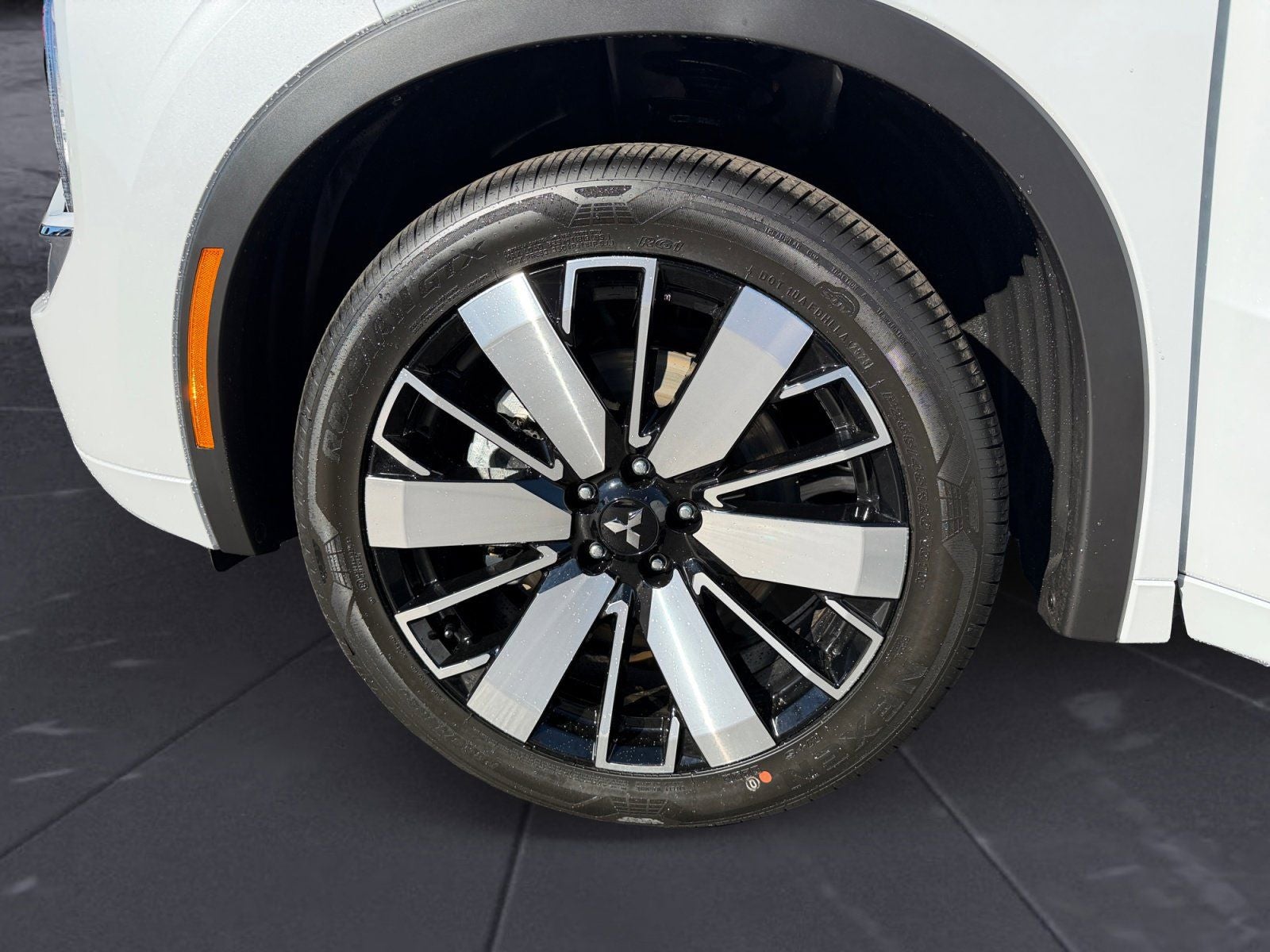 2026 Mitsubishi Outlander SEL