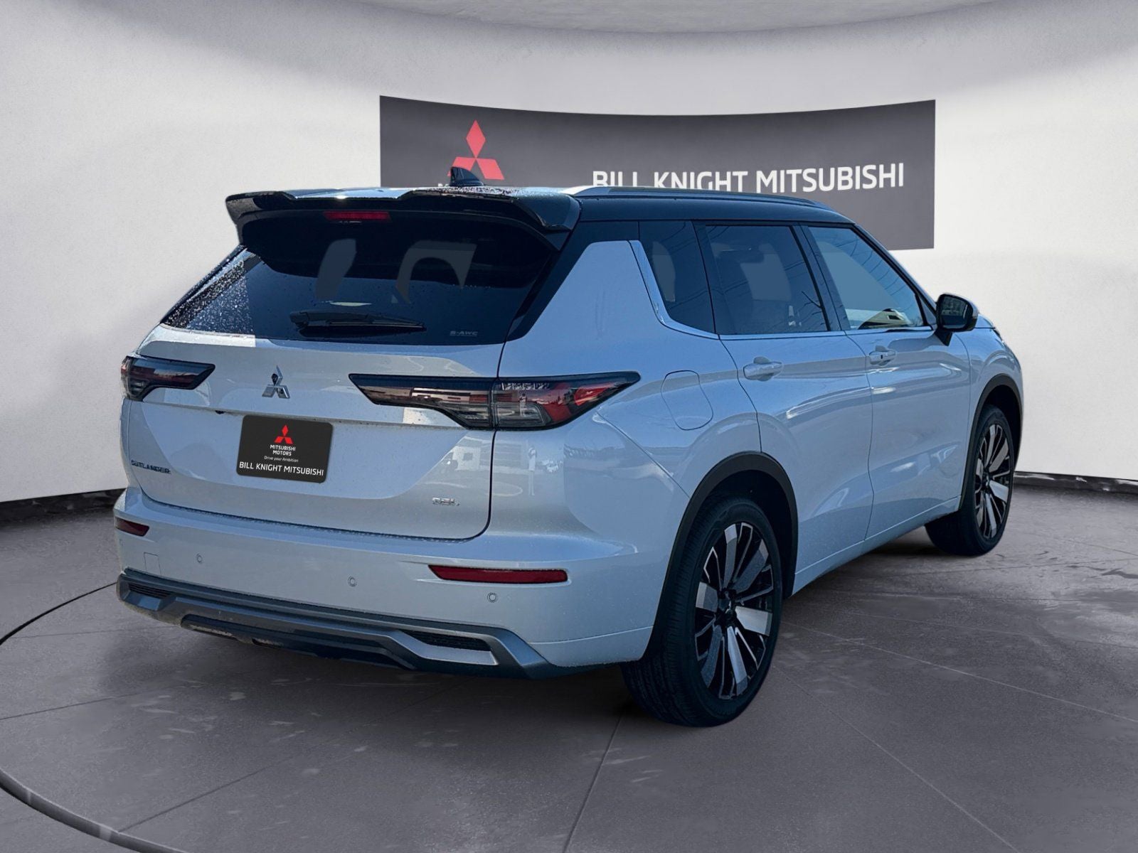 2026 Mitsubishi Outlander SEL
