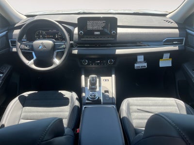 2025 Mitsubishi Outlander PHEV SE