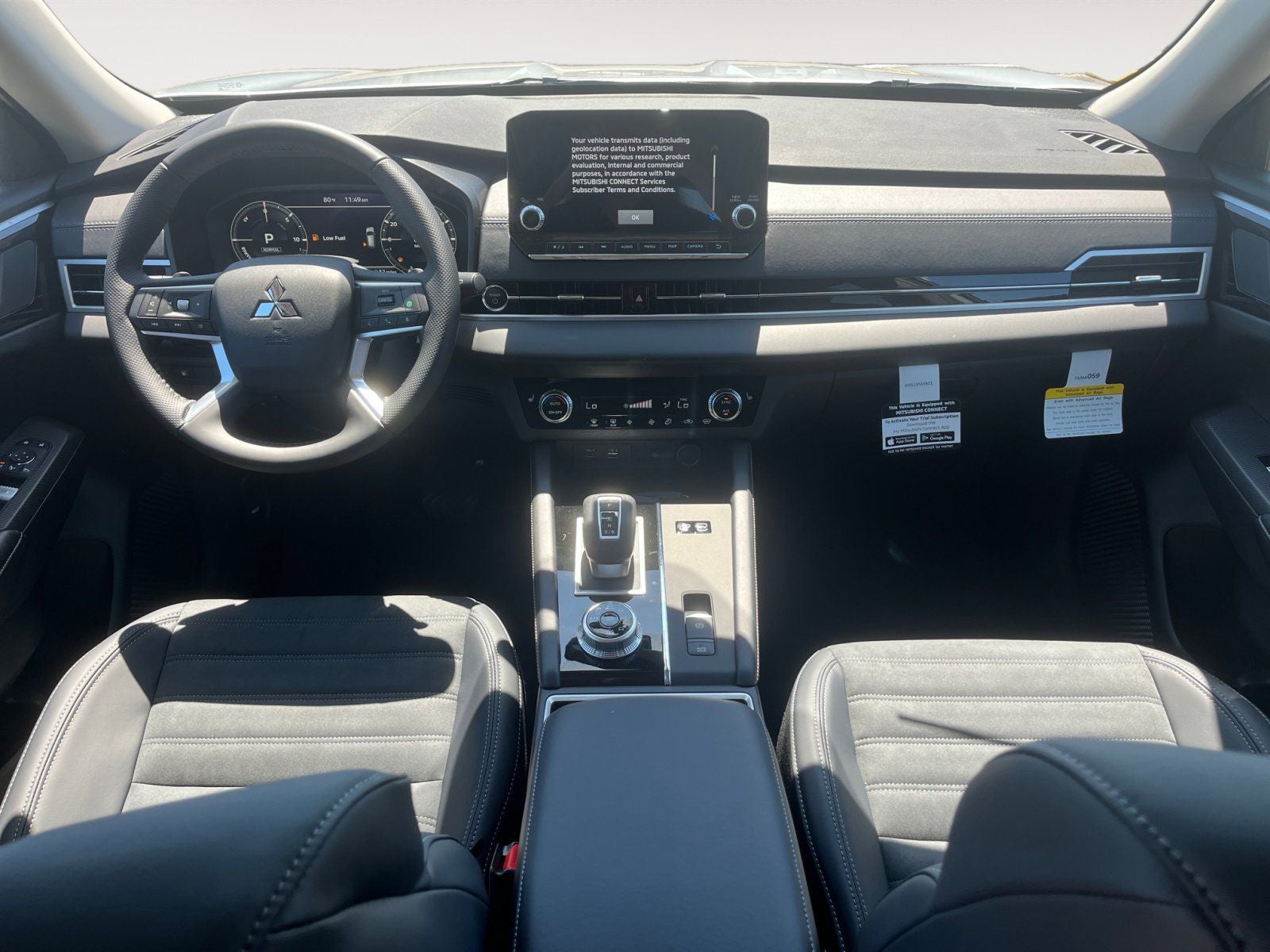 2025 Mitsubishi Outlander PHEV SE