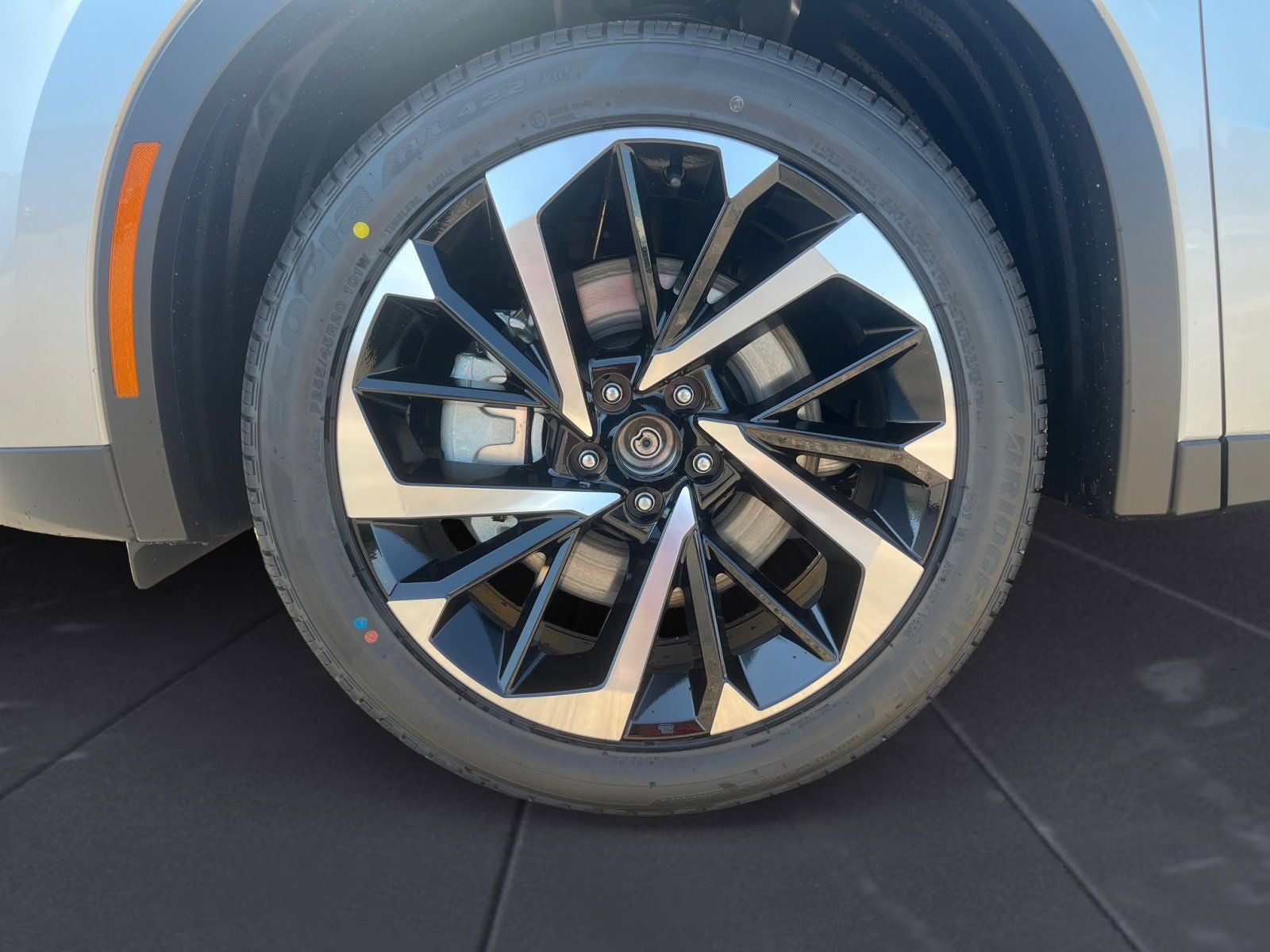 2025 Mitsubishi Outlander PHEV SE