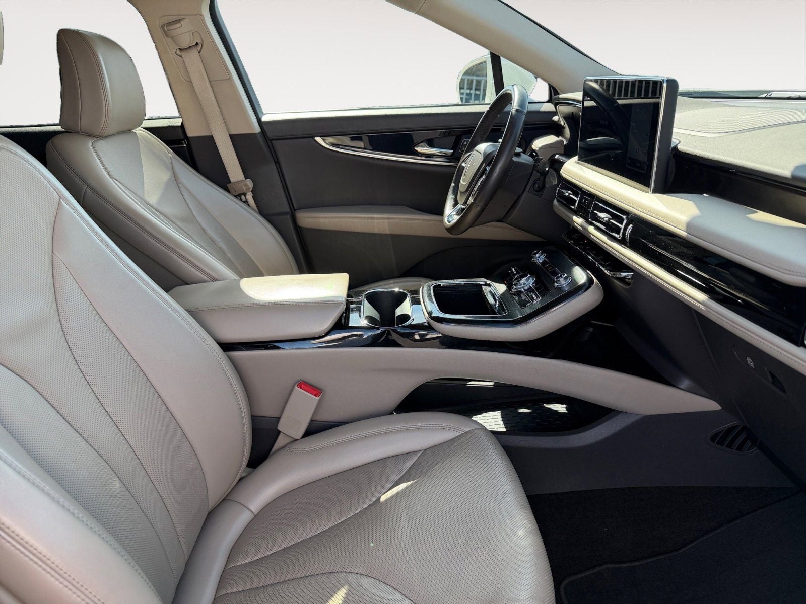 2021 Lincoln Nautilus Reserve