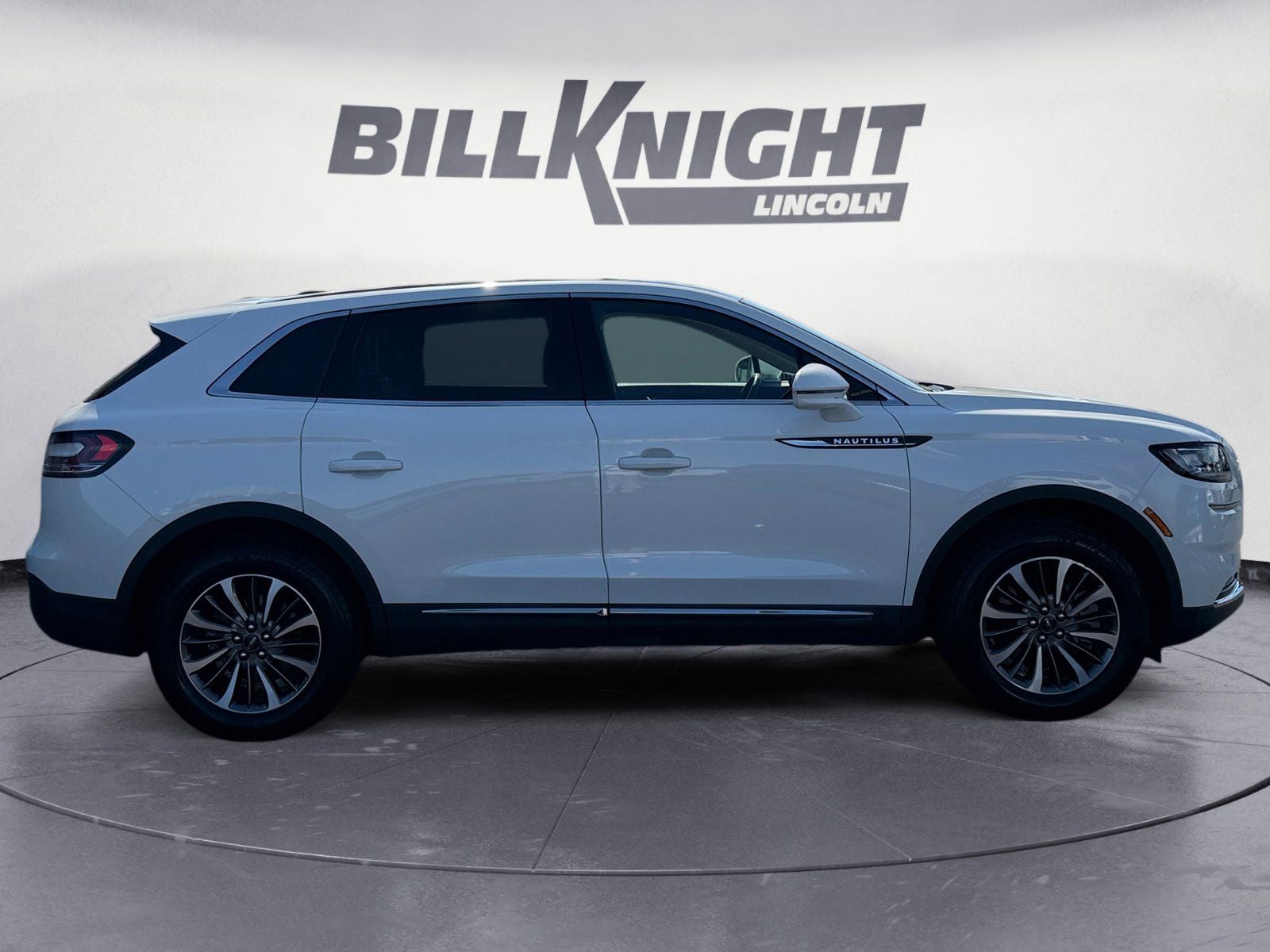 2021 Lincoln Nautilus Reserve