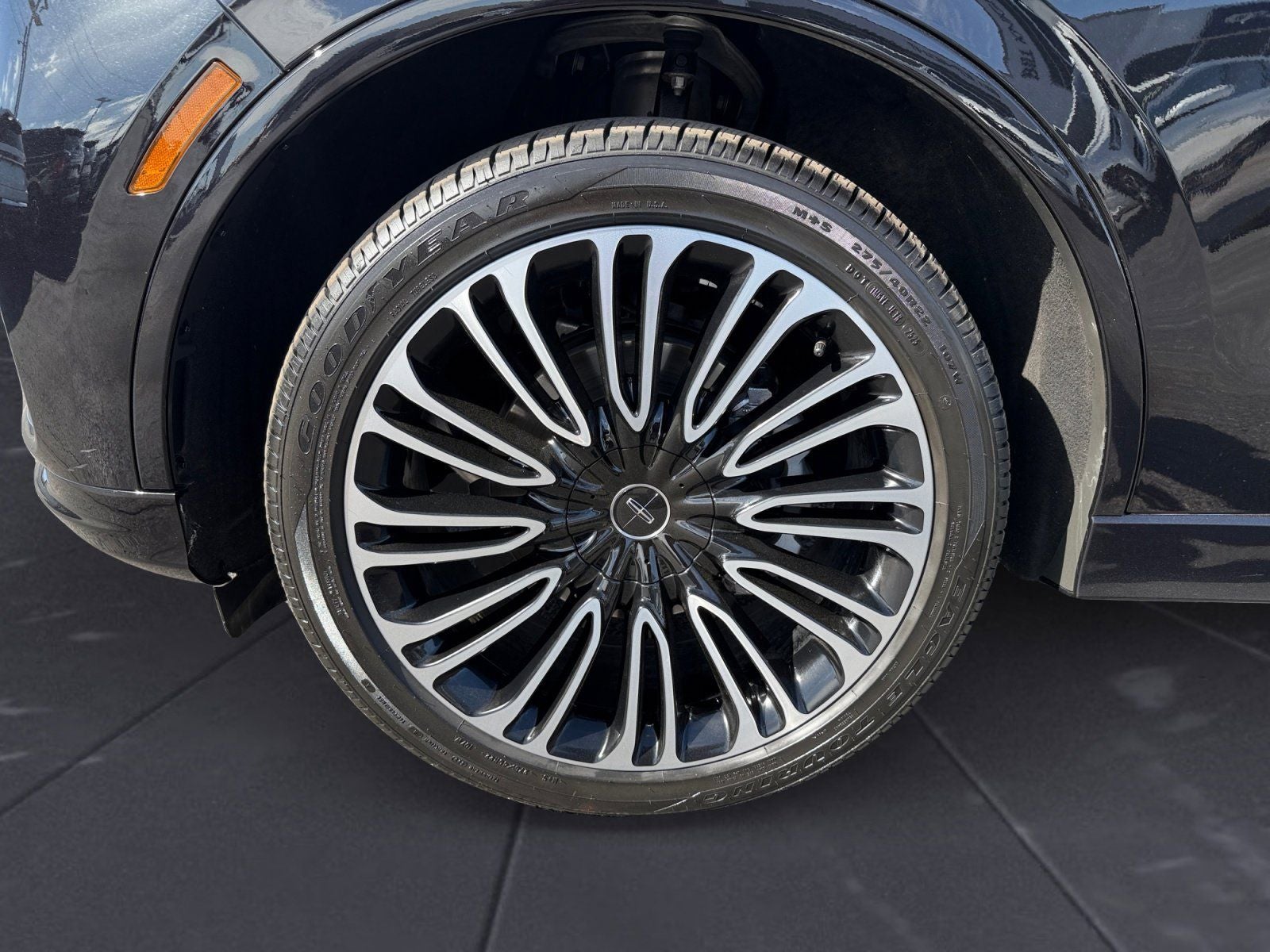 2025 Lincoln Aviator Black Label