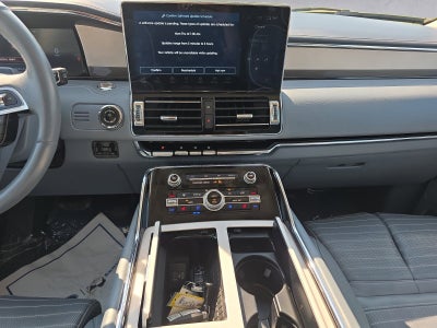 2024 Lincoln Navigator Black Label