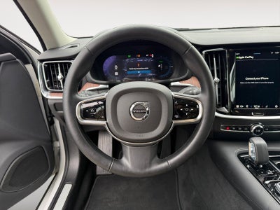 2025 Volvo S60 Plug-In Hybrid T8 Plus