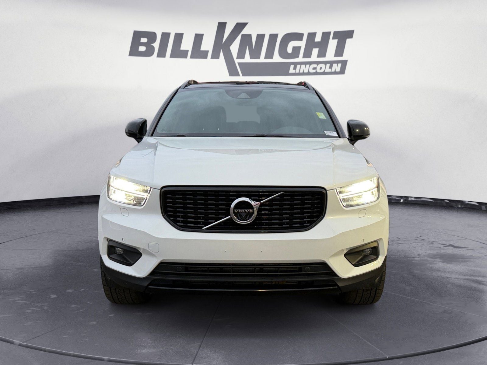 2019 Volvo XC40 R-Design