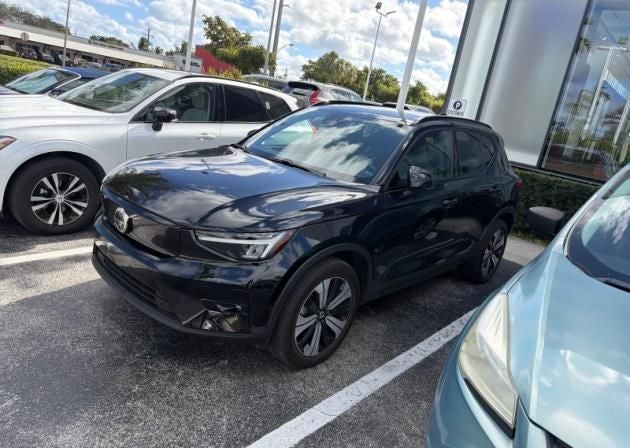 2023 Volvo XC40 Recharge Pure Electric Twin Plus