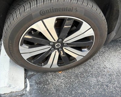 2023 Volvo XC40 Recharge Pure Electric Twin Plus