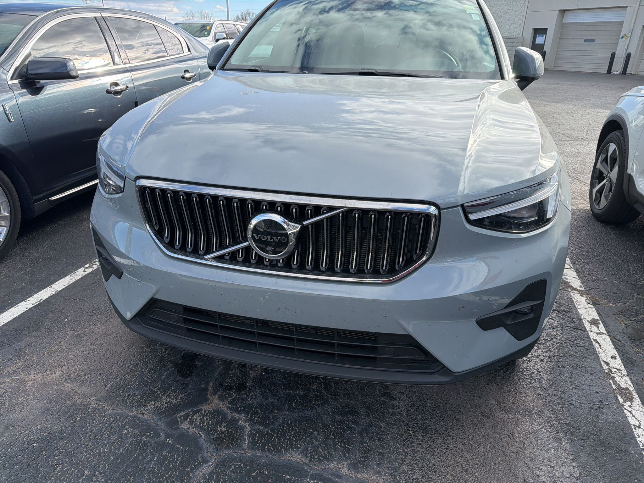 2024 Volvo XC40 Ultimate