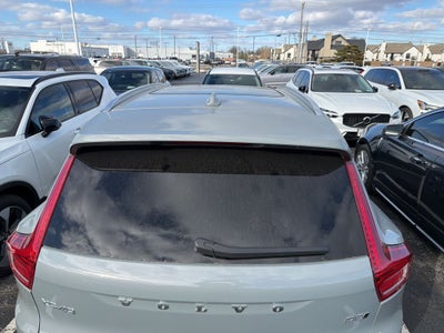 2024 Volvo XC40 Ultimate